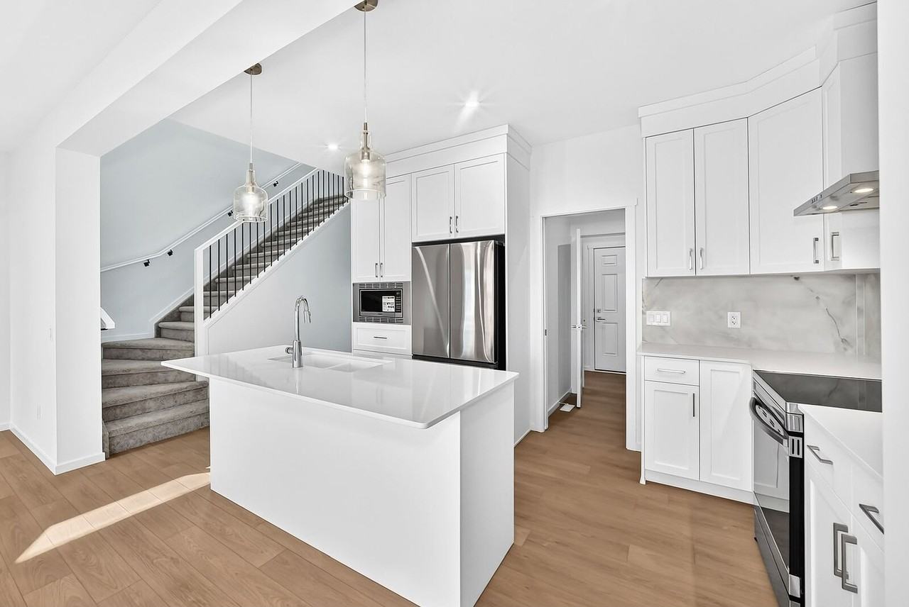 4853 Cawsey Terr Sw - Photo 5 of 33