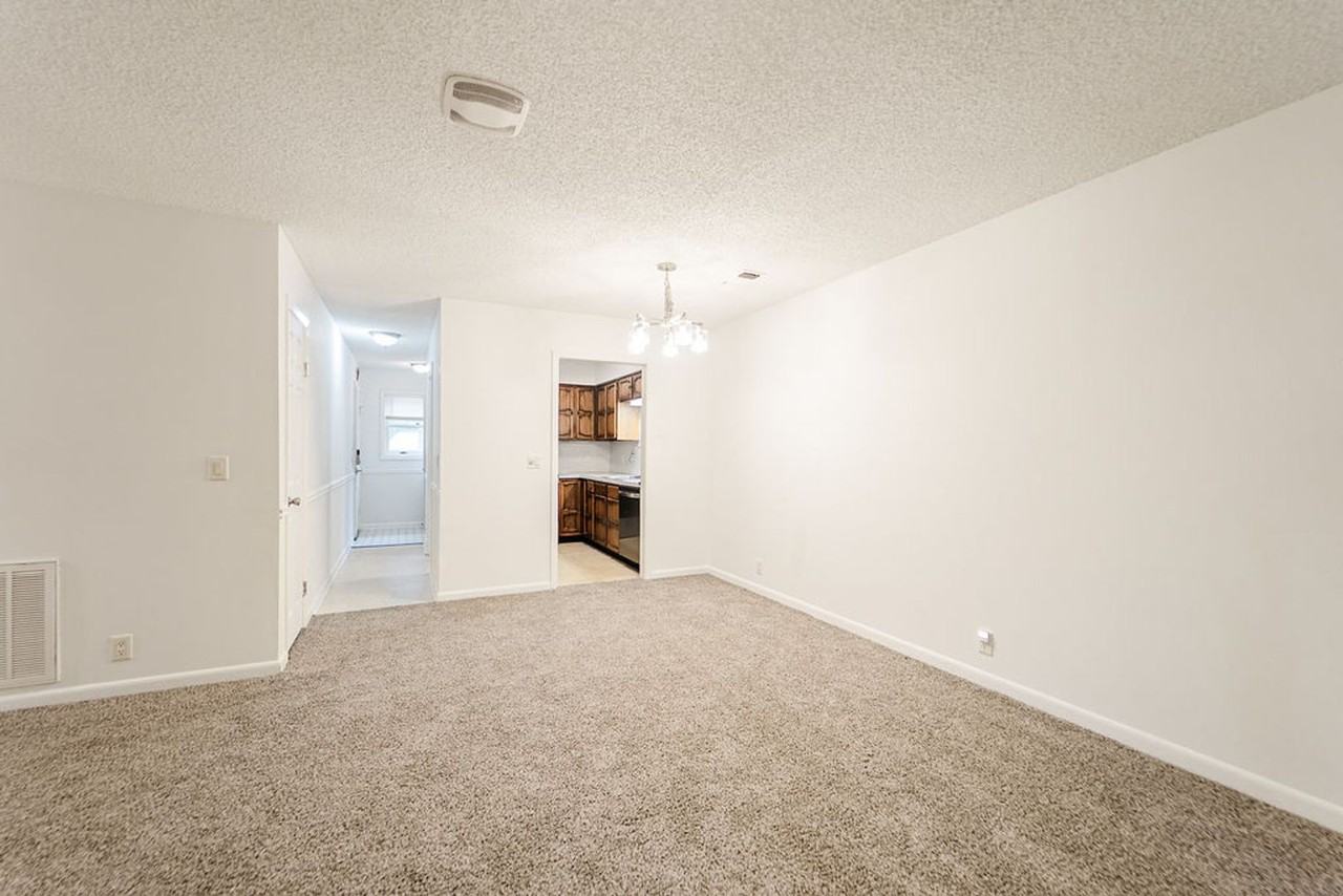 26 Orantes Pl - Photo 2 of 21