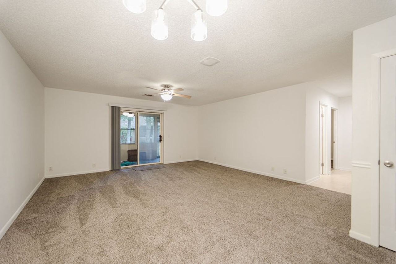 26 Orantes Pl - Photo 3 of 21