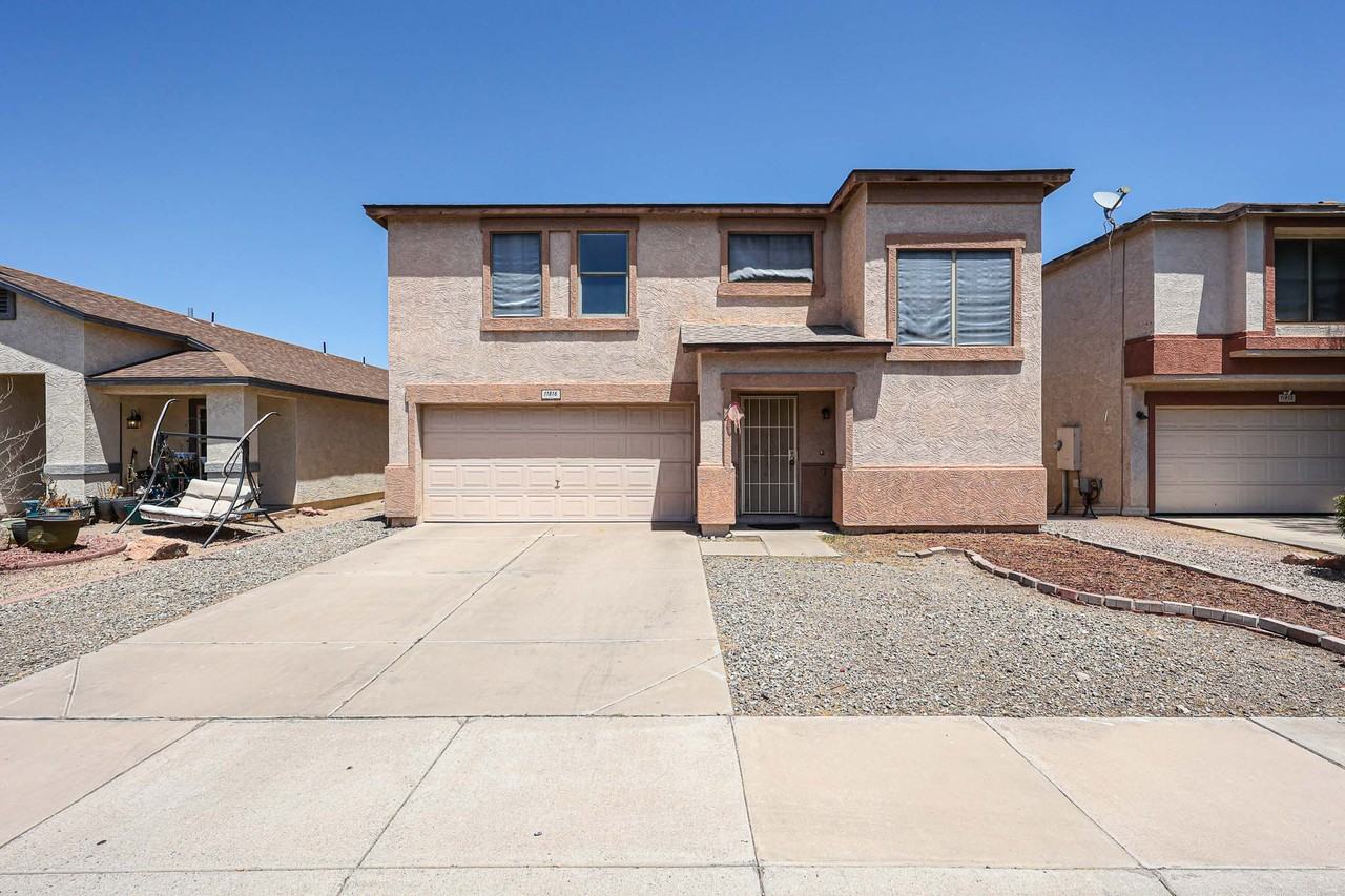 11816 W Rosewood Dr #1 - Photo 2 of 33