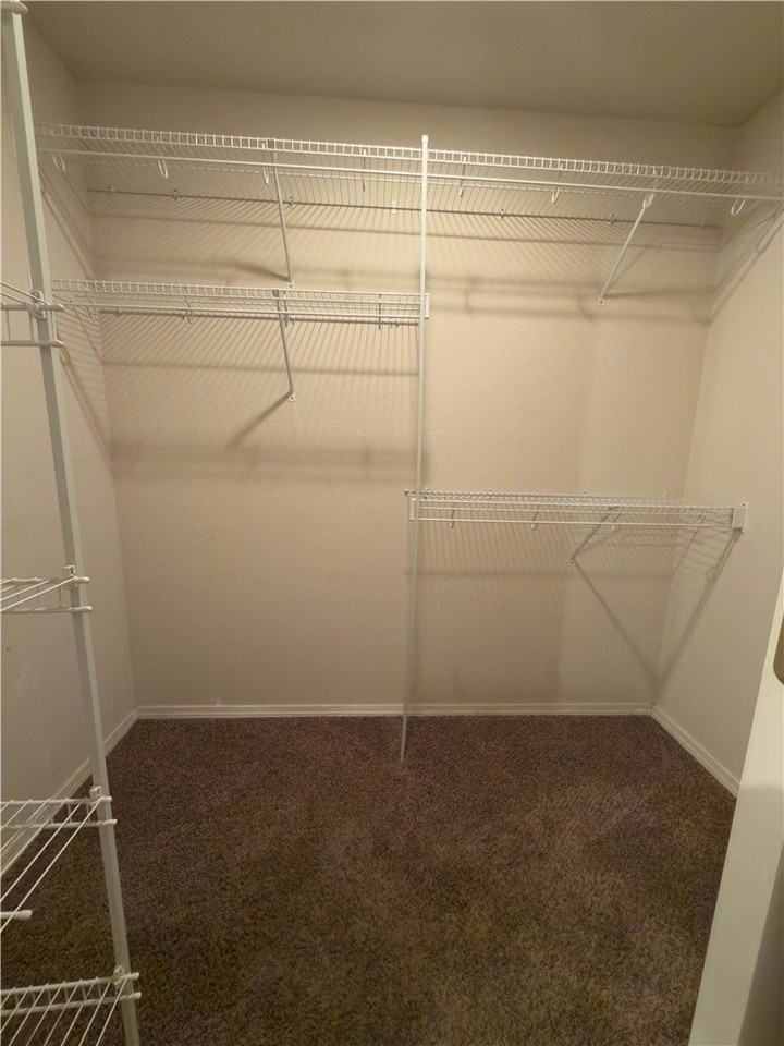 3207 Sw Amberwood Ave #2 - Photo 7 of 11