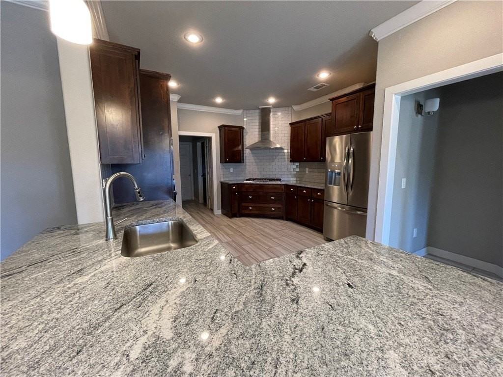 3003 Sw Satinwood Ave - Photo 3 of 22