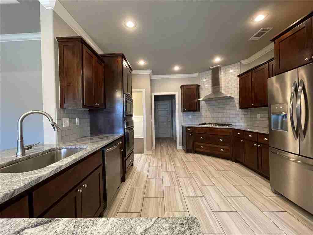 3003 Sw Satinwood Ave - Photo 4 of 22