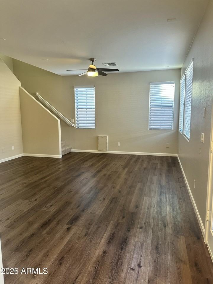 3804 E Flower Ct - Photo 4 of 17
