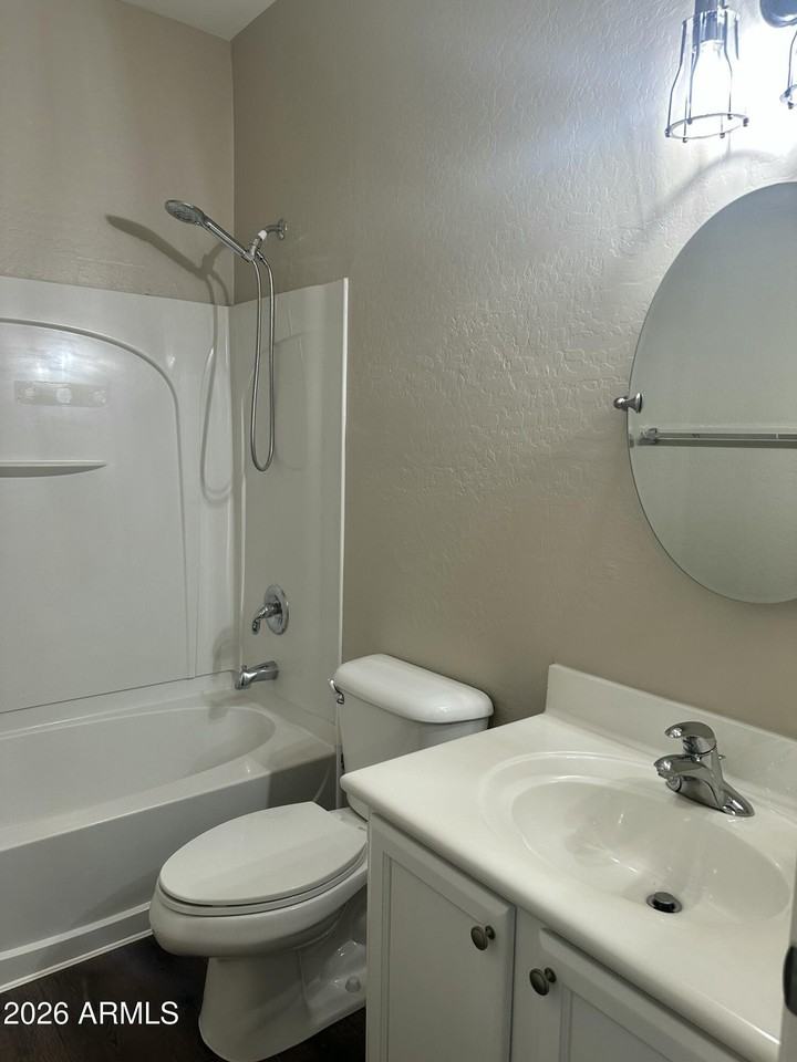 3804 E Flower Ct - Photo 7 of 17