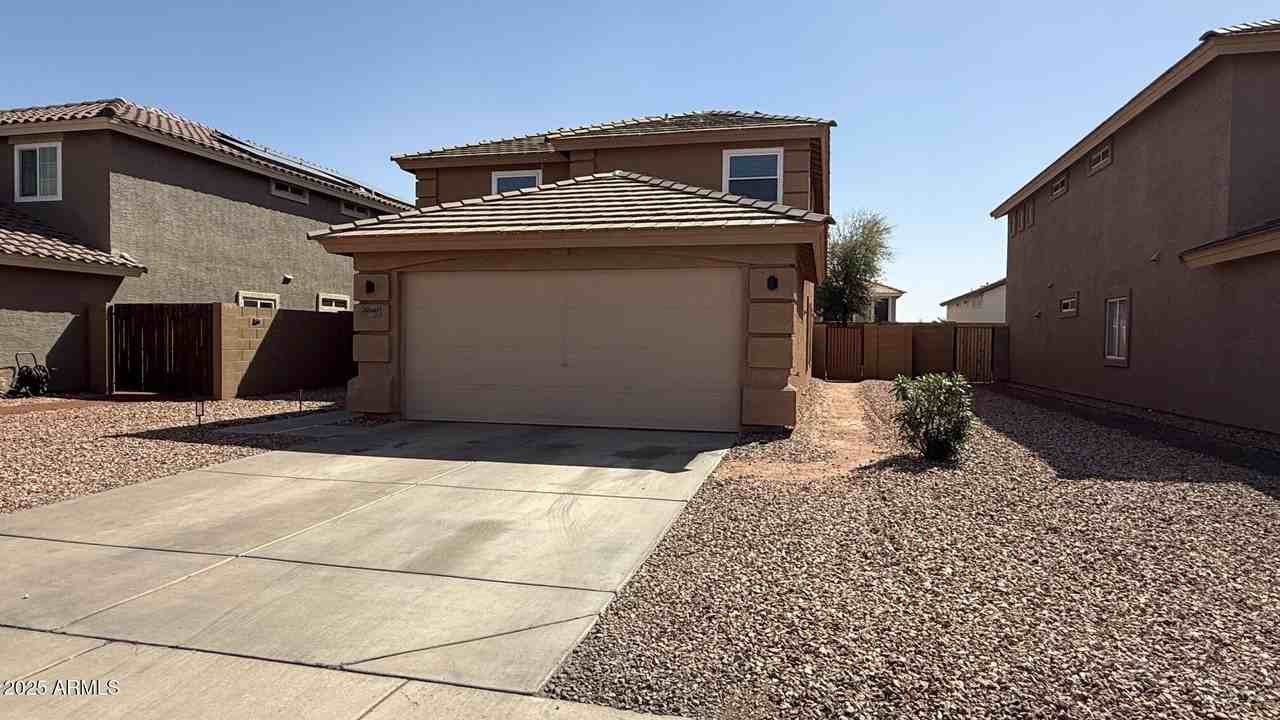 22461 W Woodlands Ave - Photo 3 of 32
