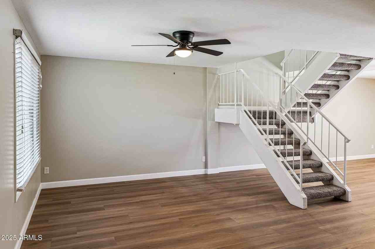 5006 S Birch St - Photo 4 of 31