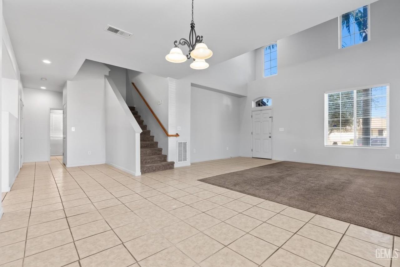 11311 San Miniato Ave - Photo 4 of 20