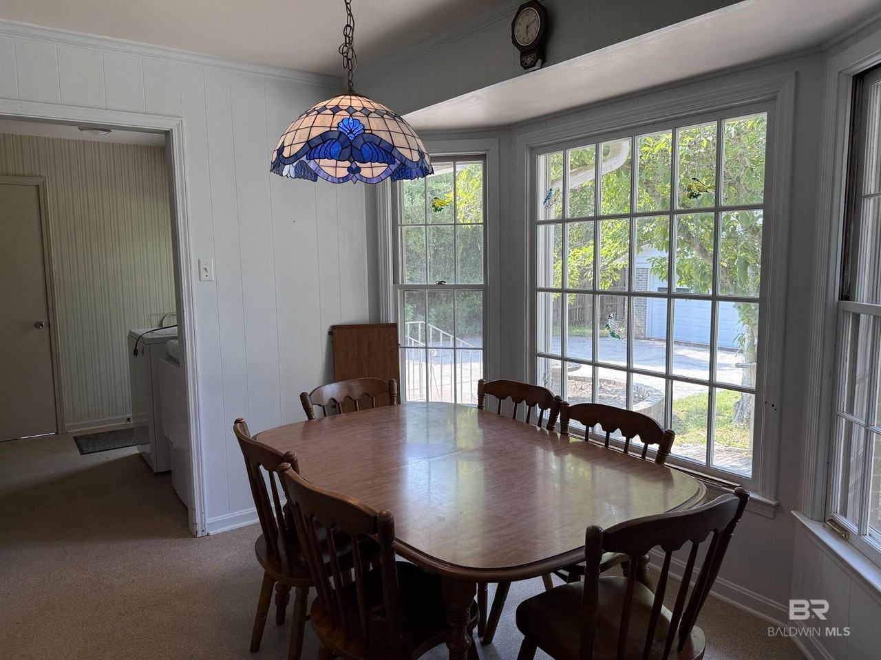 110 Patrician Dr - Photo 4 of 30