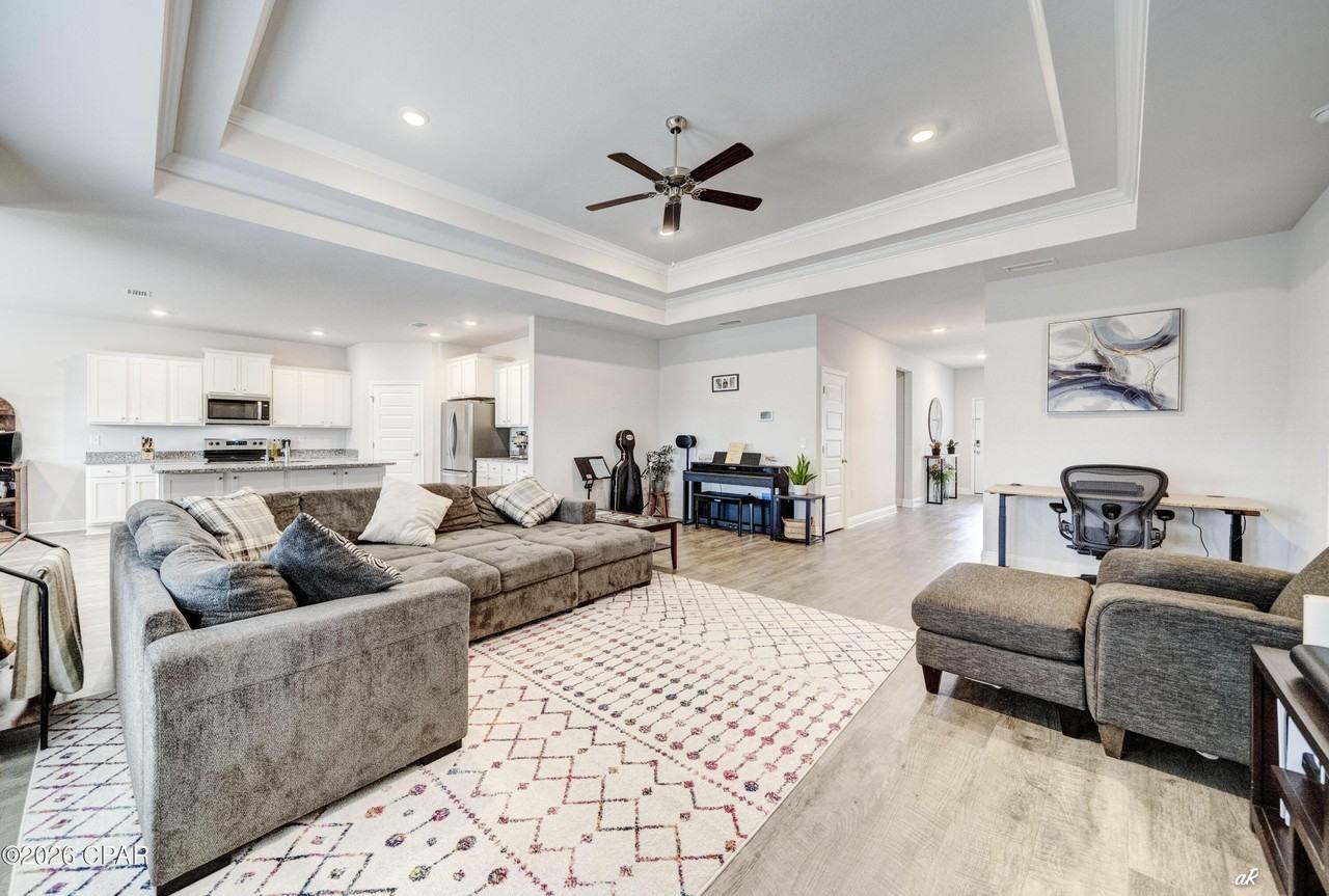 460 Albert Meadow Ln - Photo 7 of 34