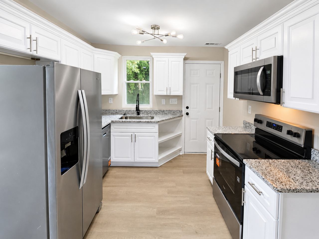 536 Leonard Rd - Photo 4 of 12
