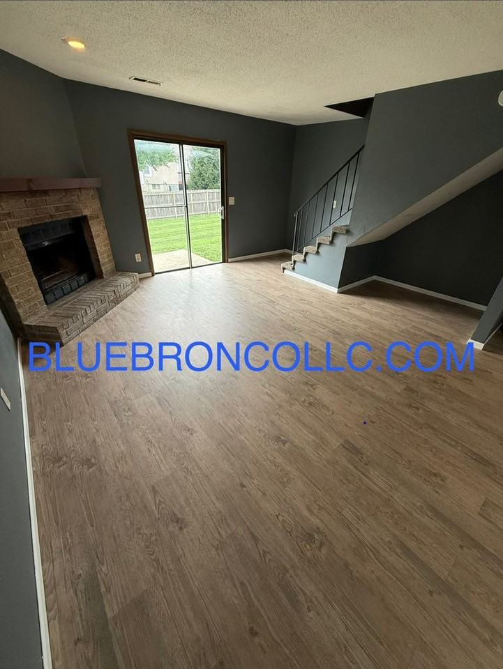 141 Sw Oxford Pl - Photo 4 of 10