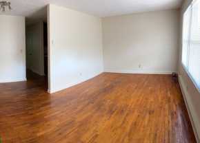 Audubon Apts. B Bldg - Photo 1 of 1