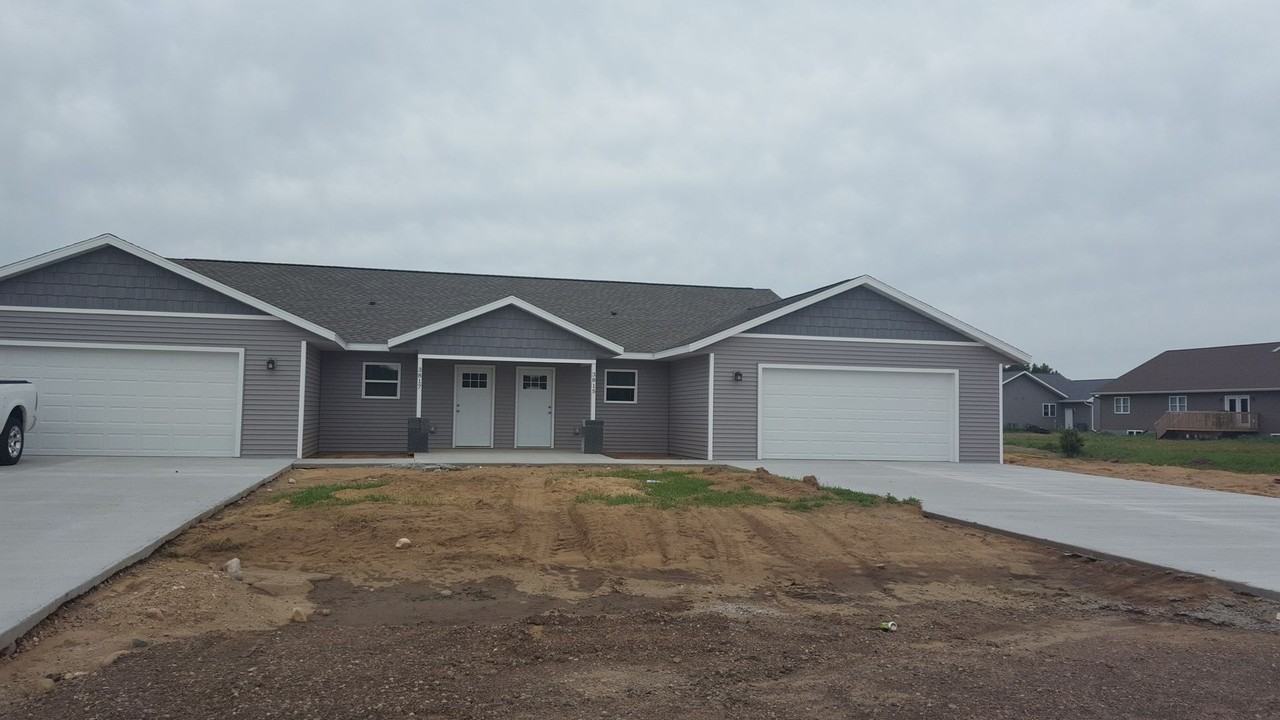 3817 Kensington Pl - Photo 5 of 10