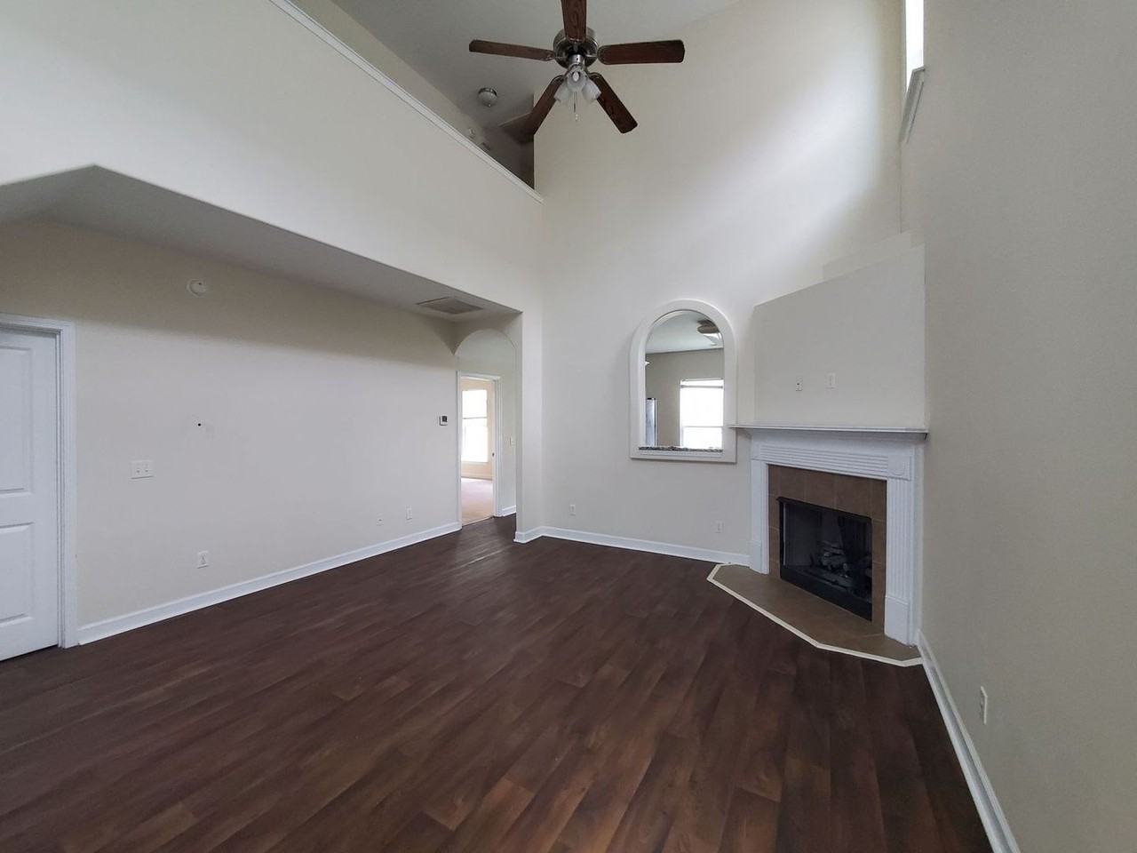 60 Summer Hill Ct - Photo 3 of 21