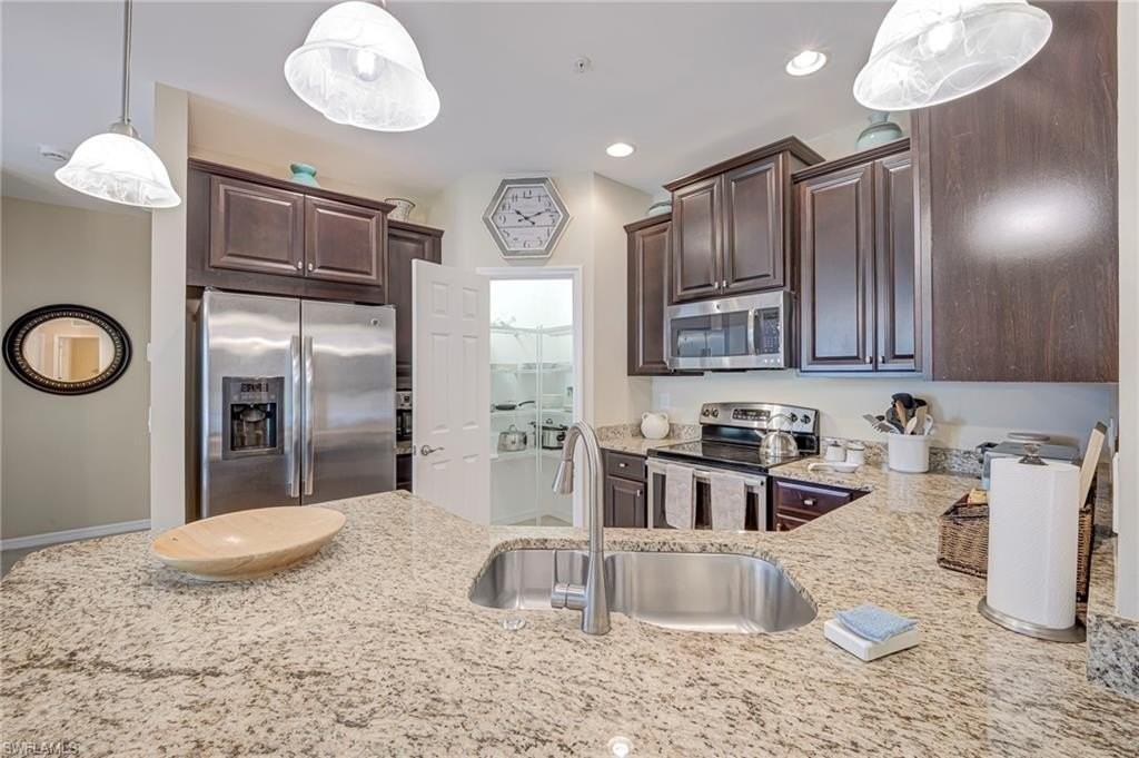 8540 Violeta St #202 - Photo 6 of 24