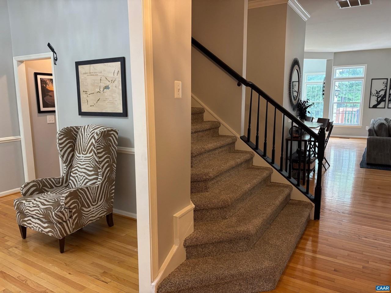 42 Branch Ln - Photo 4 of 50