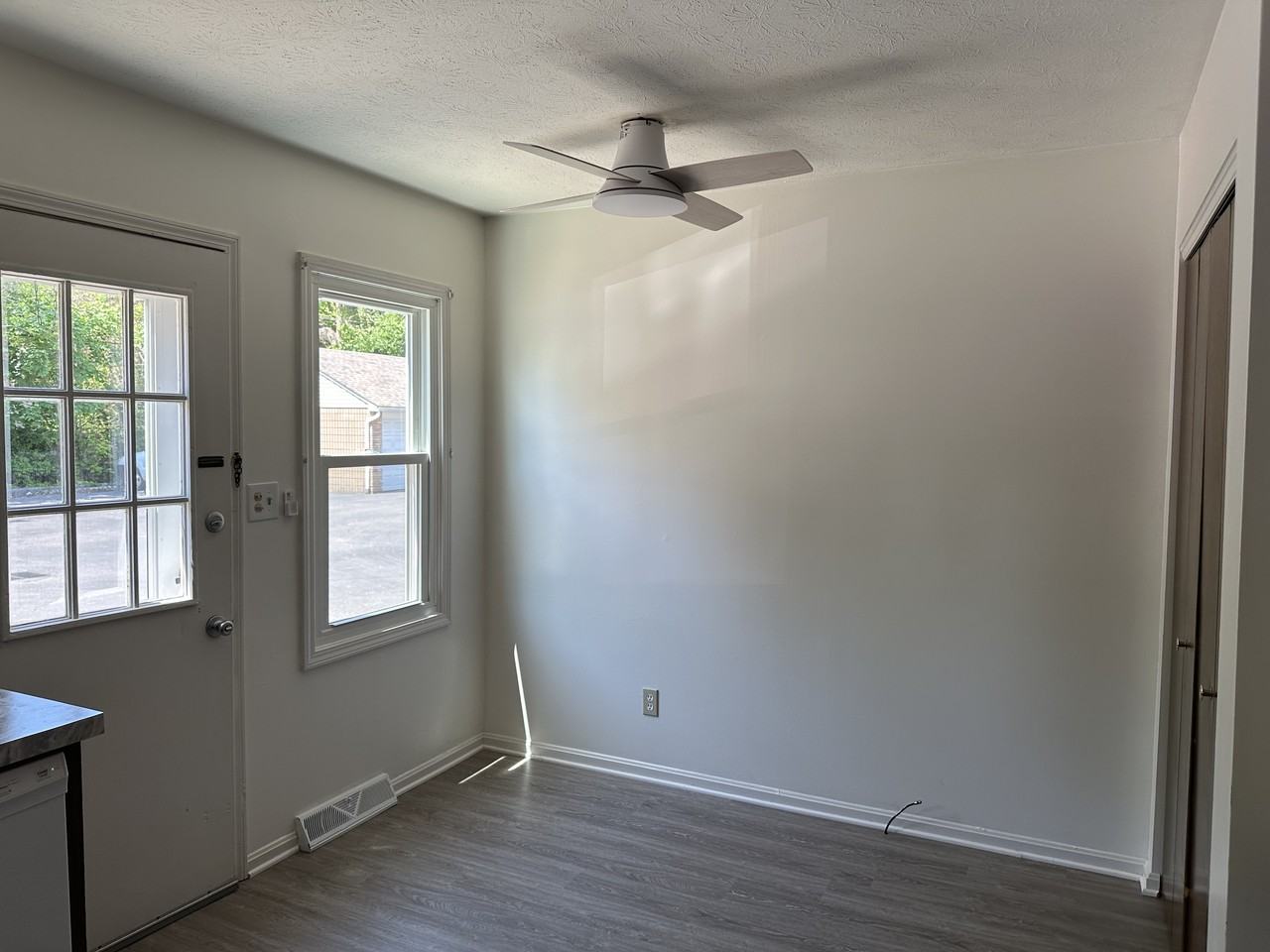 58 North Pershing Avenue - Photo 5 of 16