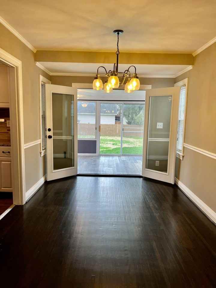 3922 Grandview Ave - Photo 4 of 50