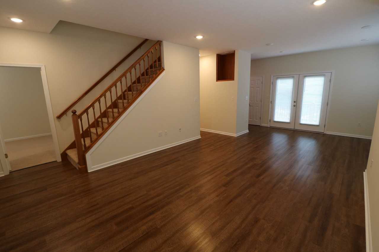 305 S Clifton Ave - Photo 3 of 10