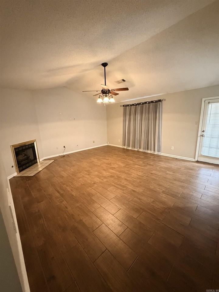 3201 Stivers Blvd - Photo 2 of 12