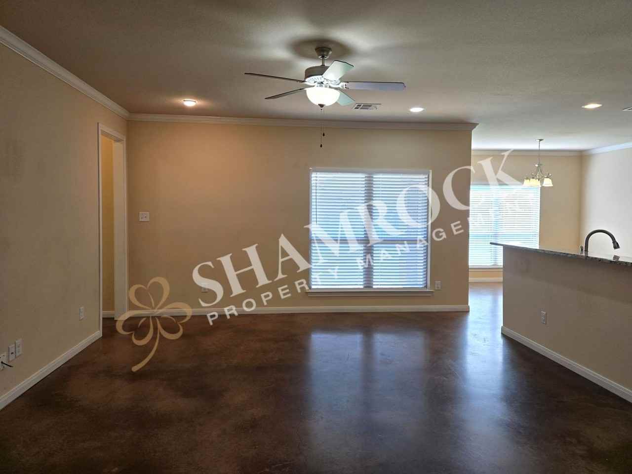 5405 Copper Mtn - Photo 3 of 16