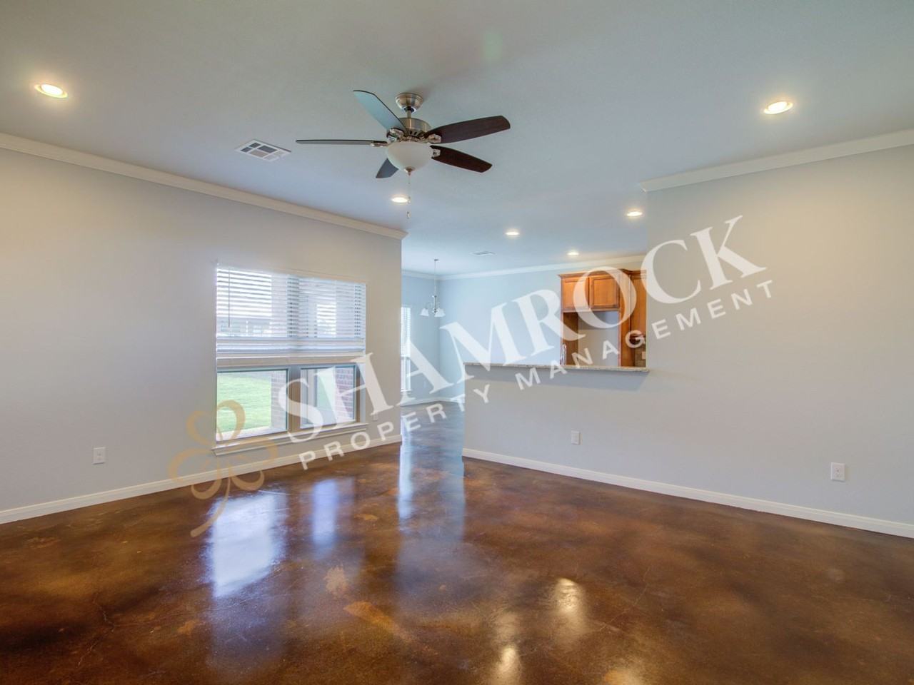 5400 Copper Mtn - Photo 3 of 21
