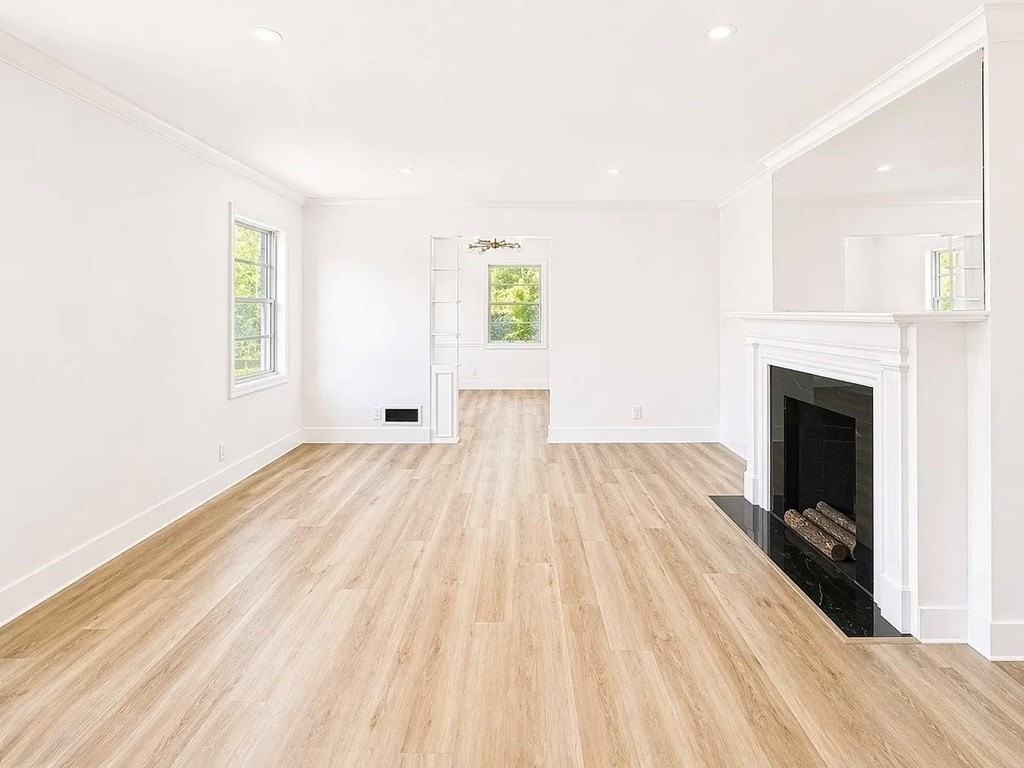3827 Arrel Dr - Photo 4 of 40