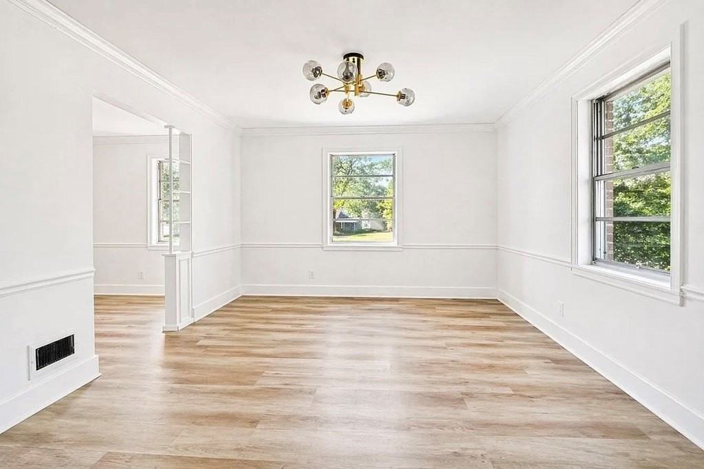 3827 Arrel Dr - Photo 6 of 40