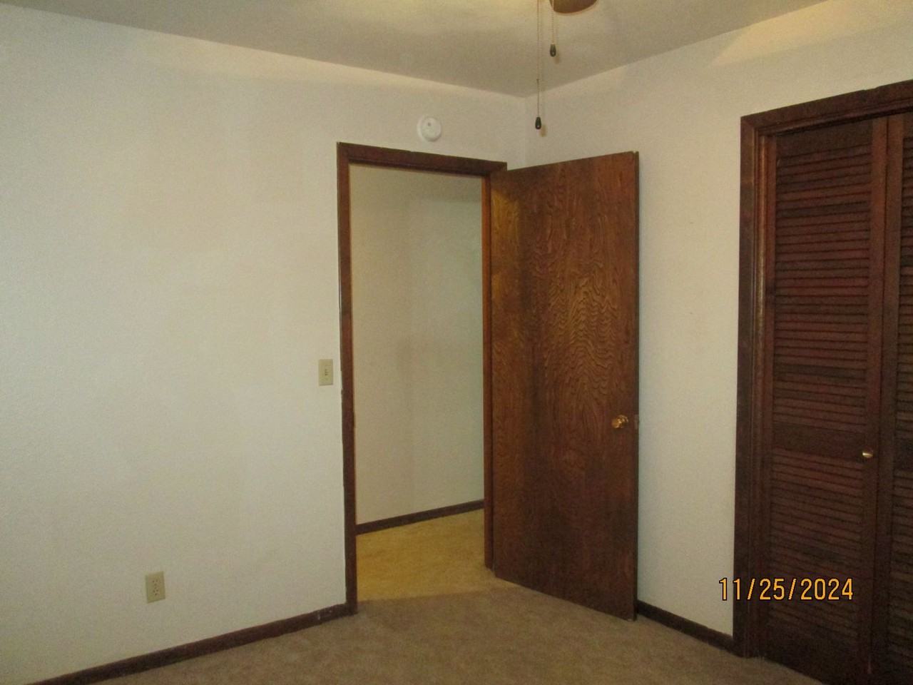 3402 W 10th St - Photo 7 of 12