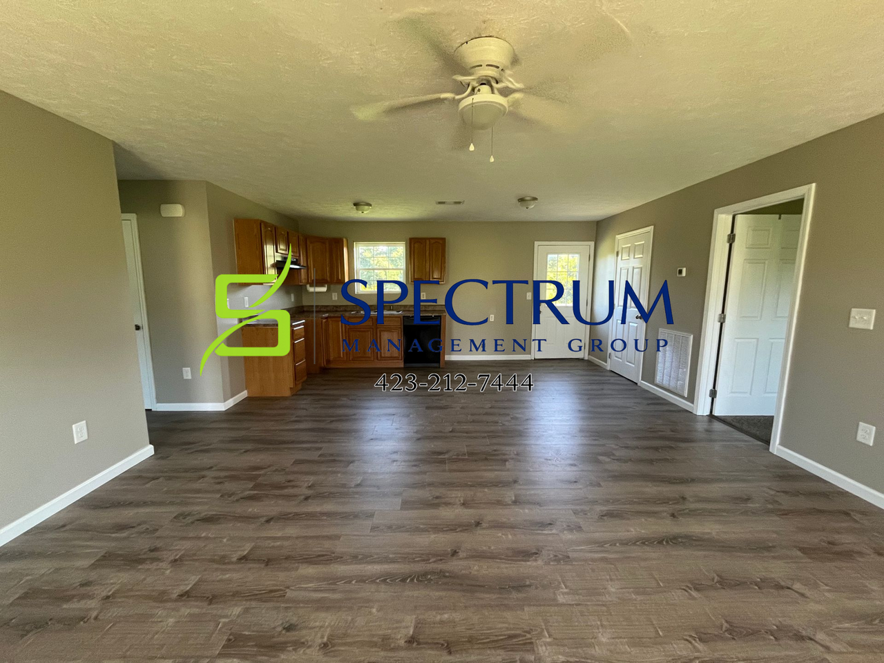 680 Privet Dr - Photo 2 of 11