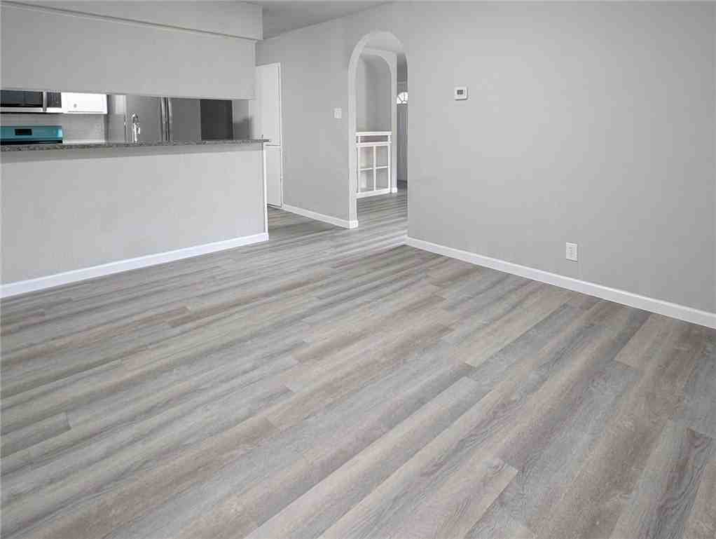3153 Baybrook Dr - Photo 7 of 16