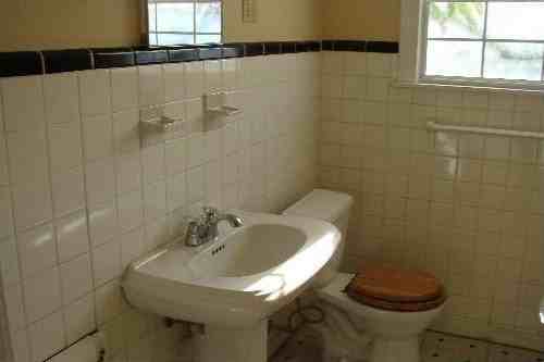 621 Everhart Rd - Photo 5 of 8