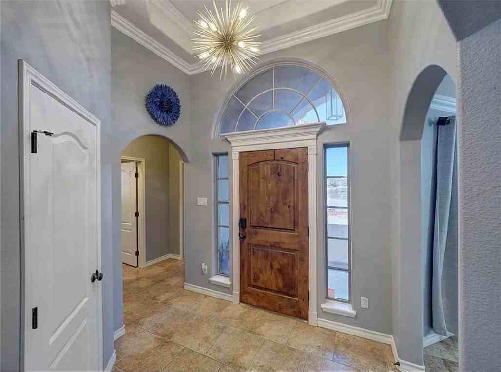 15029 Dasmarinas Dr - Photo 4 of 25