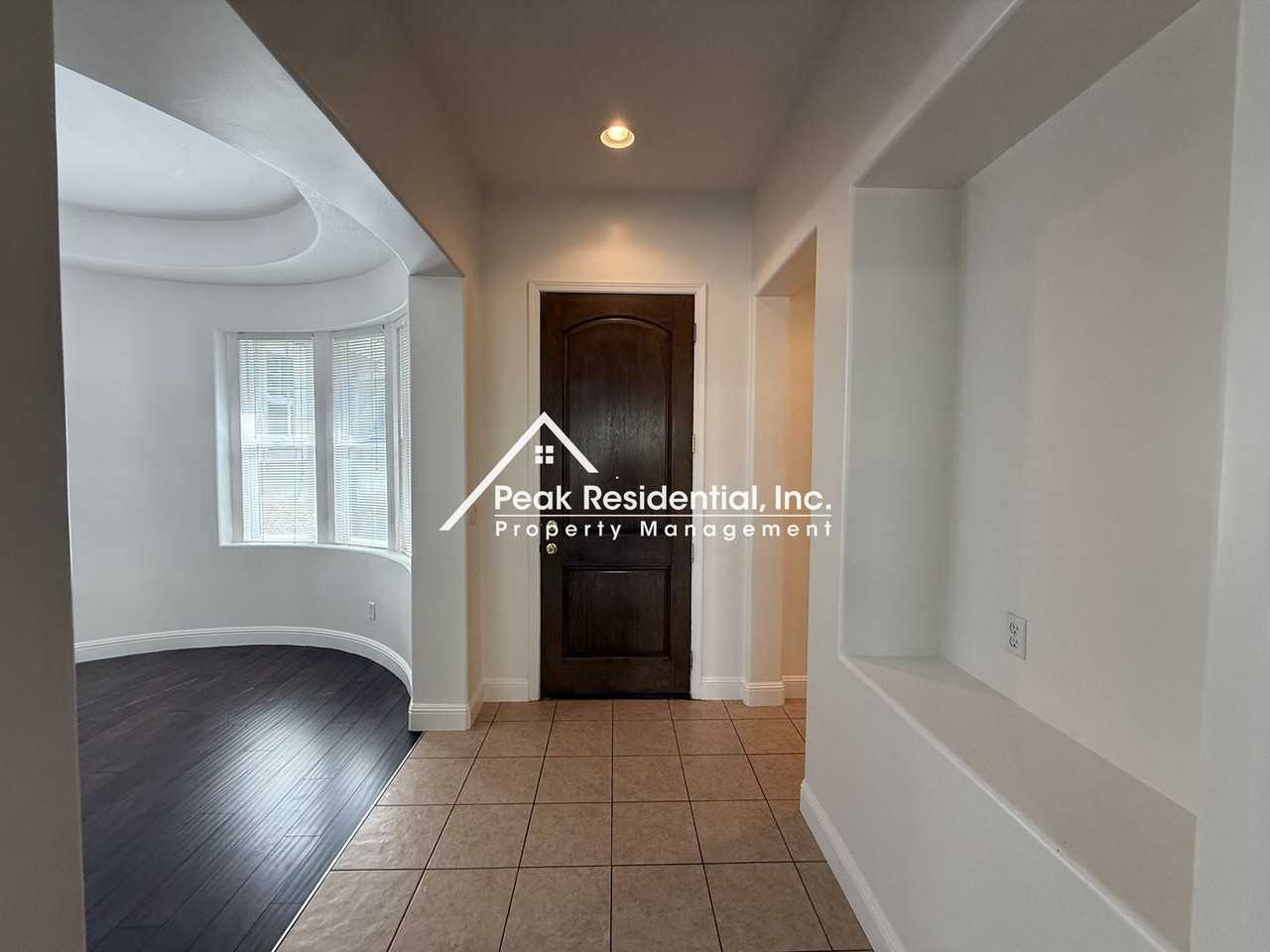 5404 Jilson Way - Photo 3 of 34