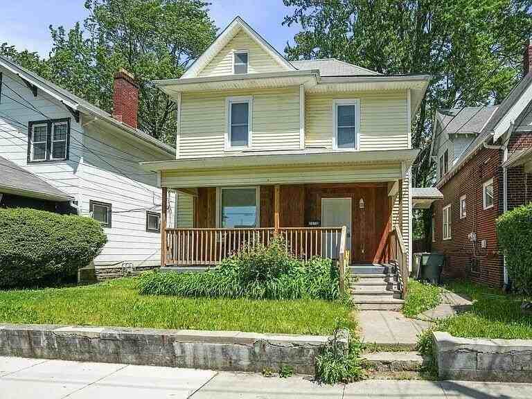 2278 Ridgeway Ave #2278 - Photo 2 of 10