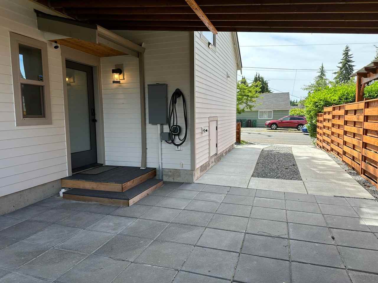 330 Nw 95th St - Photo 6 of 37