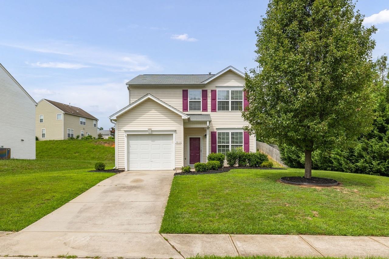 3804 Raintree Dr