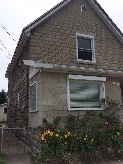 1082 4 Ave - Photo 2 of 2