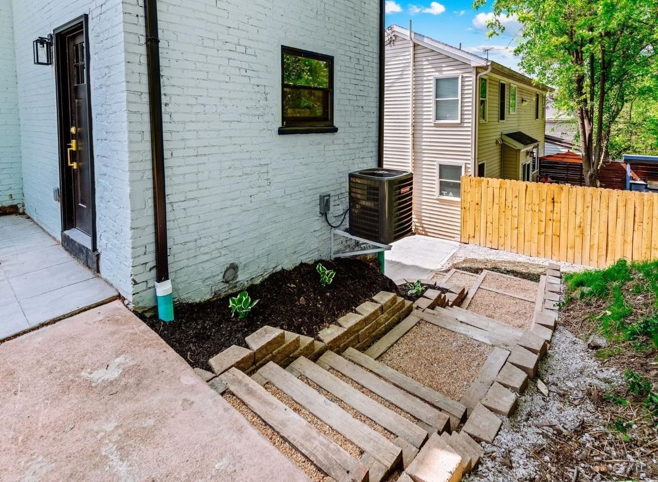 3634 Columbia Pkwy - Photo 4 of 41