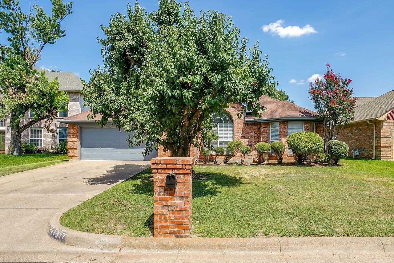 7617 Blossom Dr