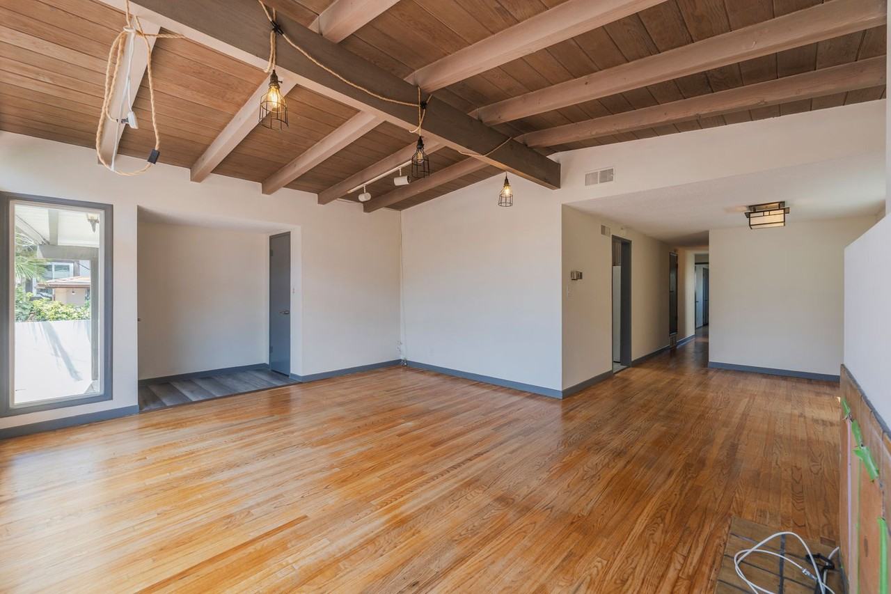 1041 10th St - Photo 6 of 34