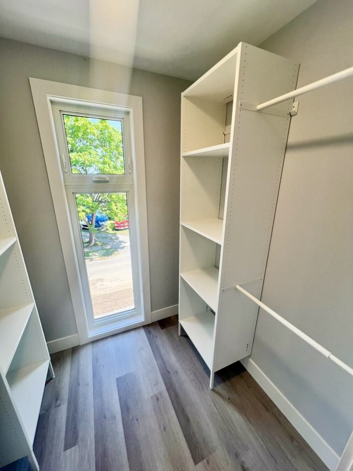 36 Walnut St - Photo 4 of 14