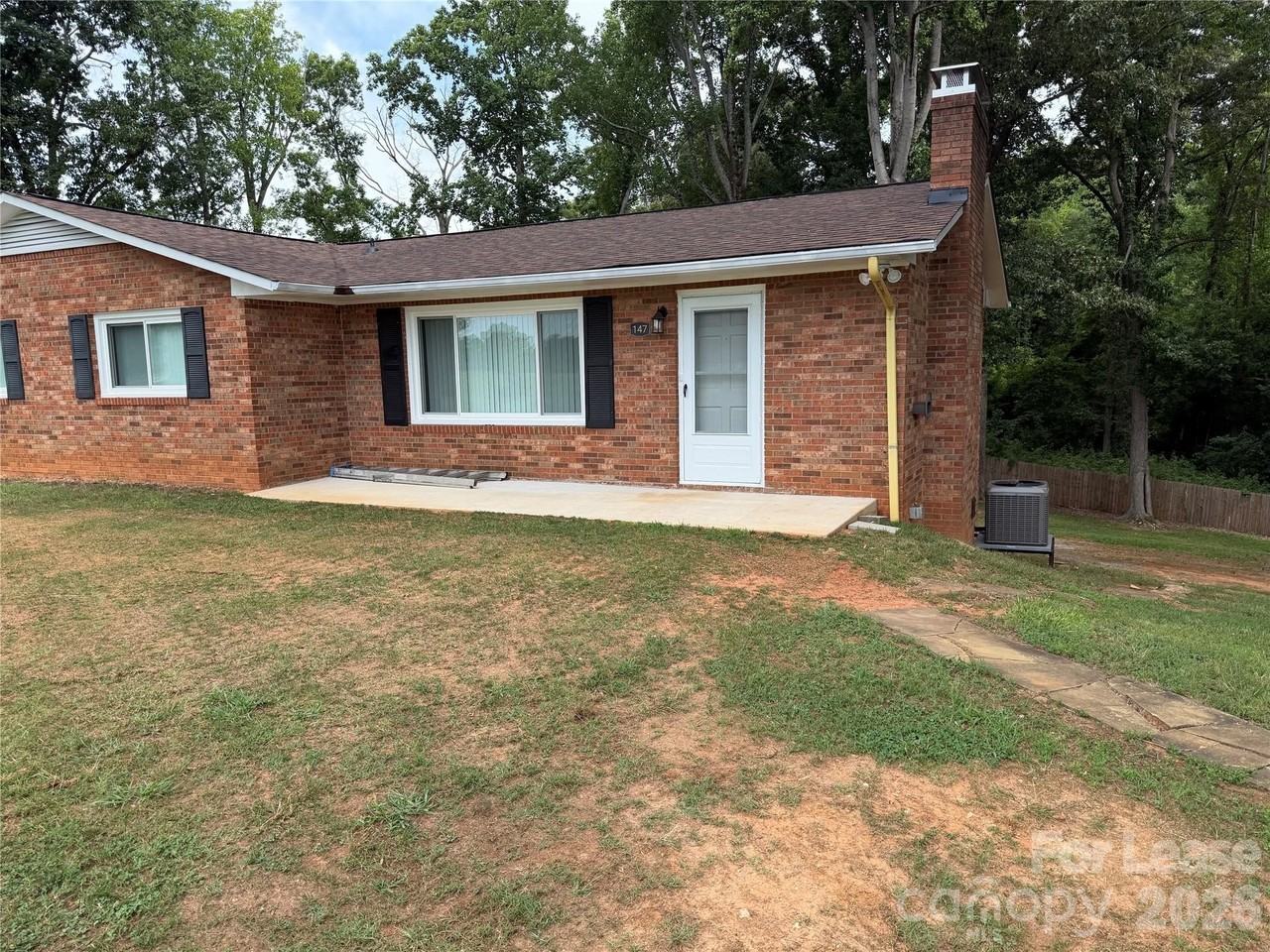 147 Crooked Ln - Photo 2 of 17