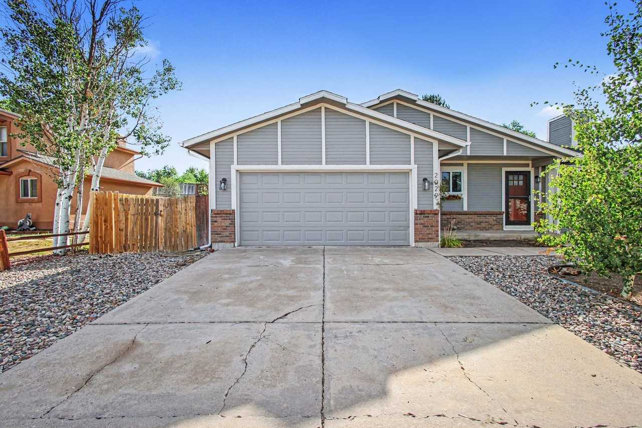 2029 Ambleside Dr