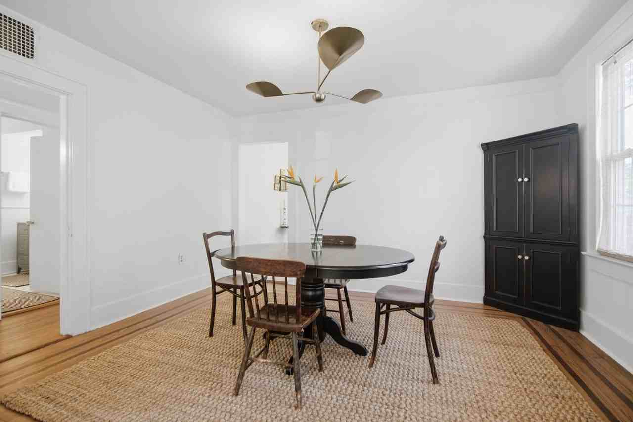 57 Darlington Ave - Photo 6 of 18