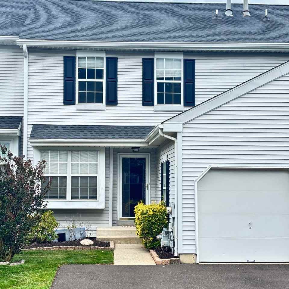 2427 Linksman Ln - Photo 6 of 40