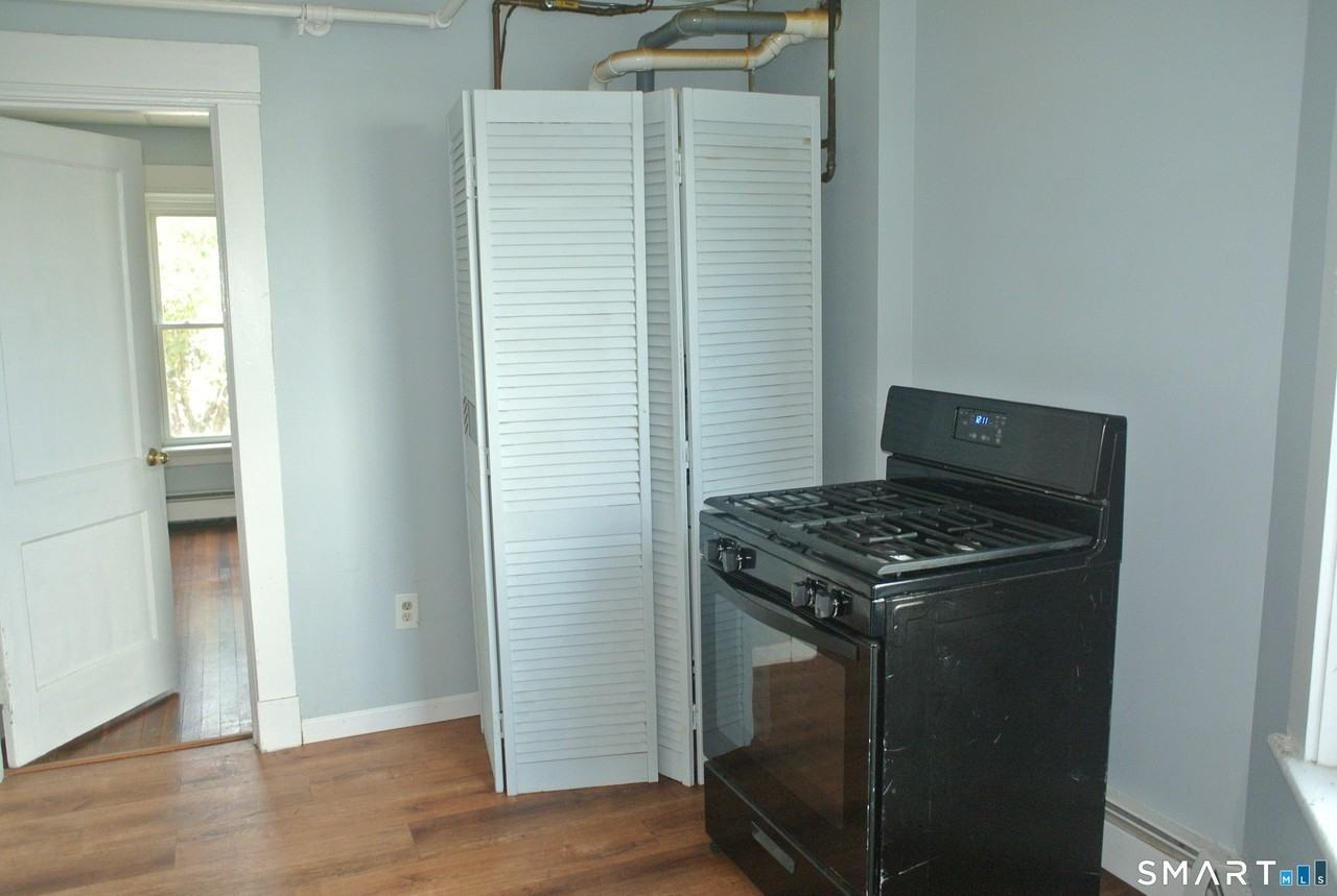 549 Howe Ave #A20 - Photo 4 of 15