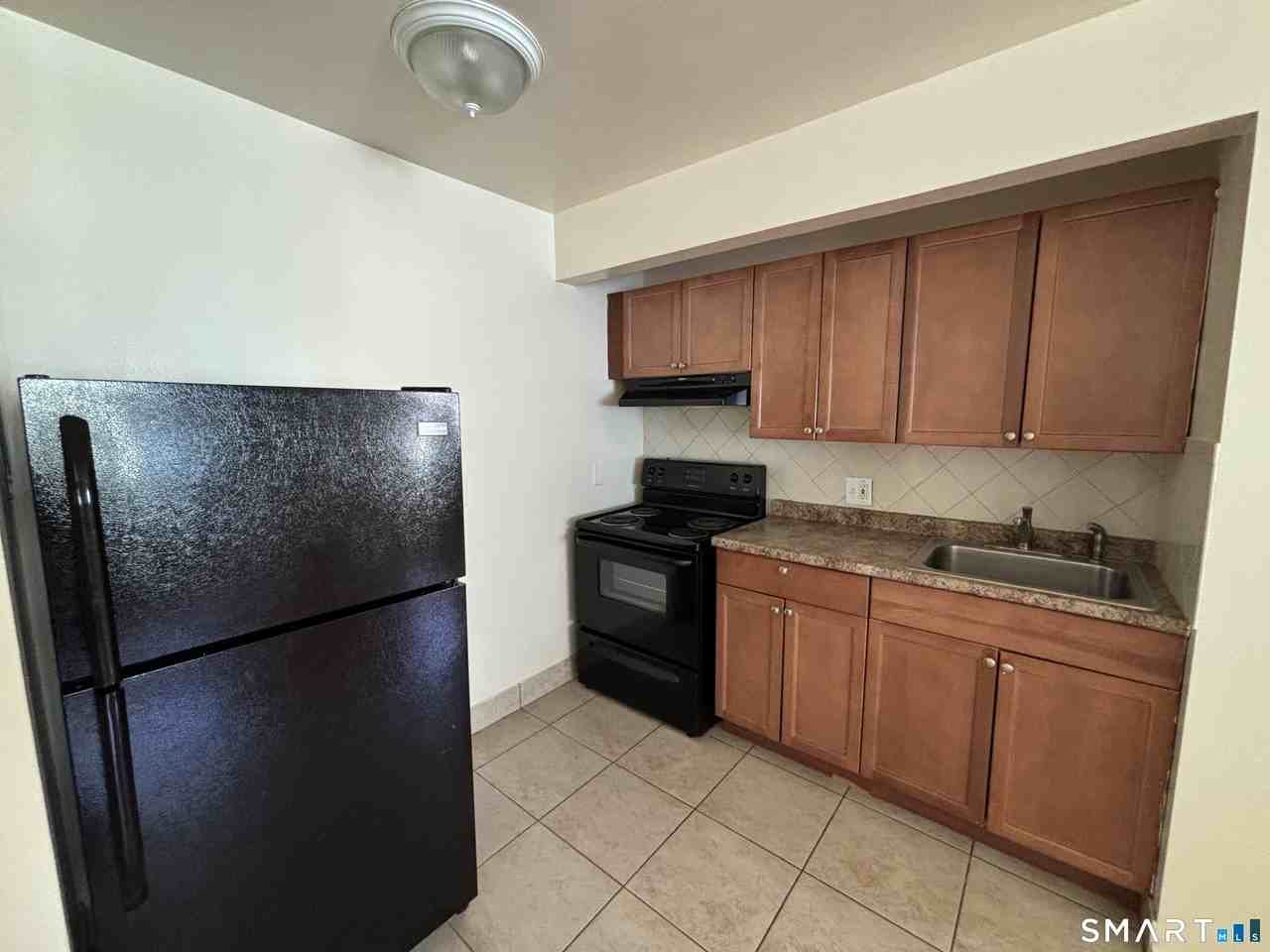 17 Ferris Ave #12 - Photo 5 of 8