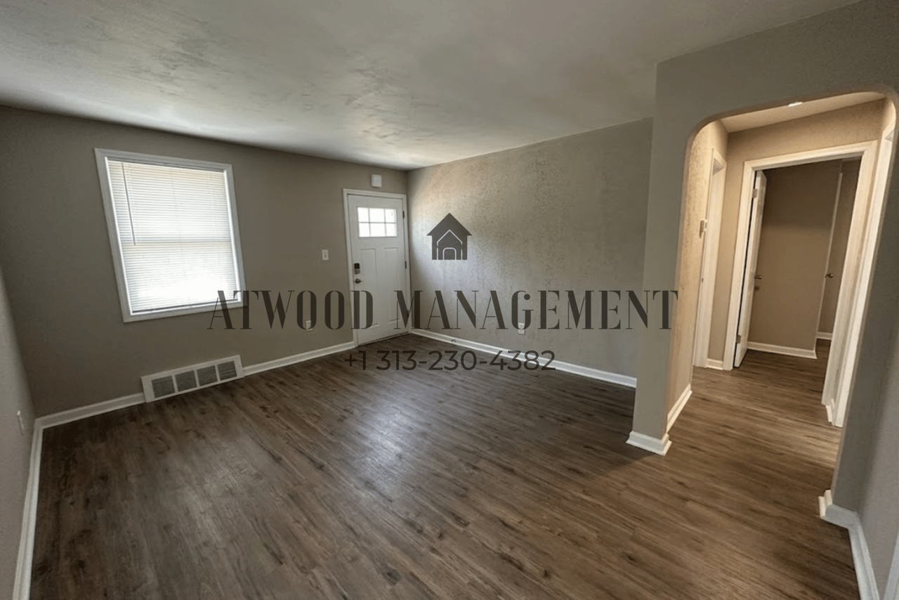 14722 Quincy St - Photo 2 of 14